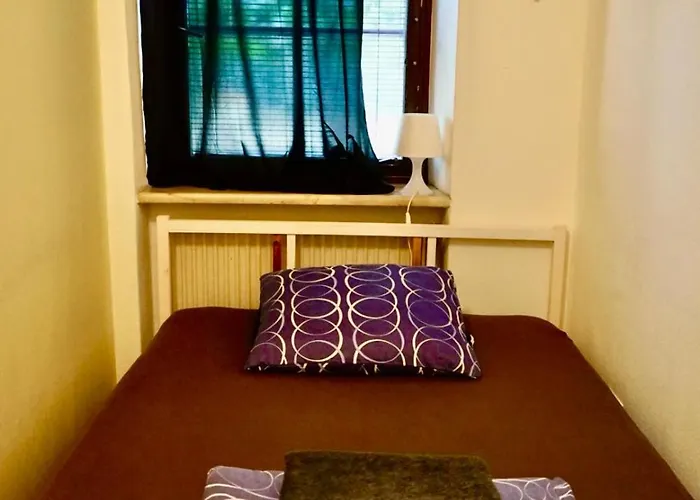 U6 Schofwrk Hostel *